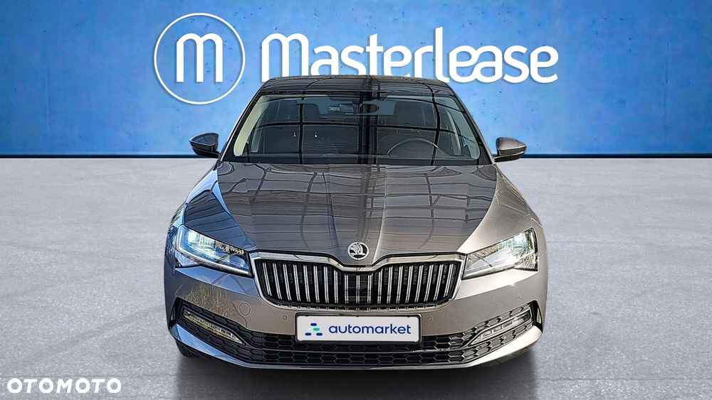 Skoda Superb 2.0 TDI SCR Ambition DSG - 2