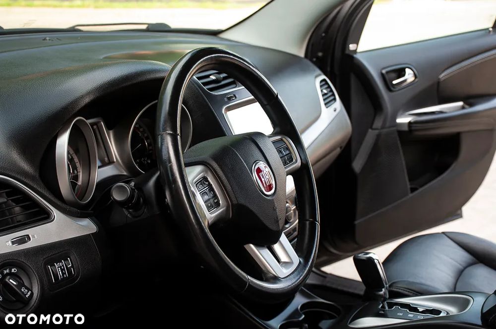 Fiat Freemont 2.0 Multijet Urban AWD - 38