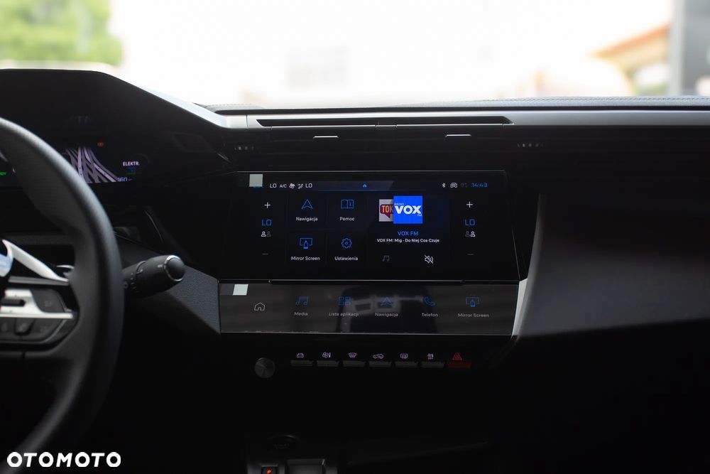 Peugeot 408 1.6 Plug-in Hybrid 240 GT Exclusive e-DCS7 - 24