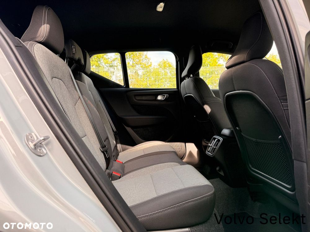 Volvo XC 40 - 26