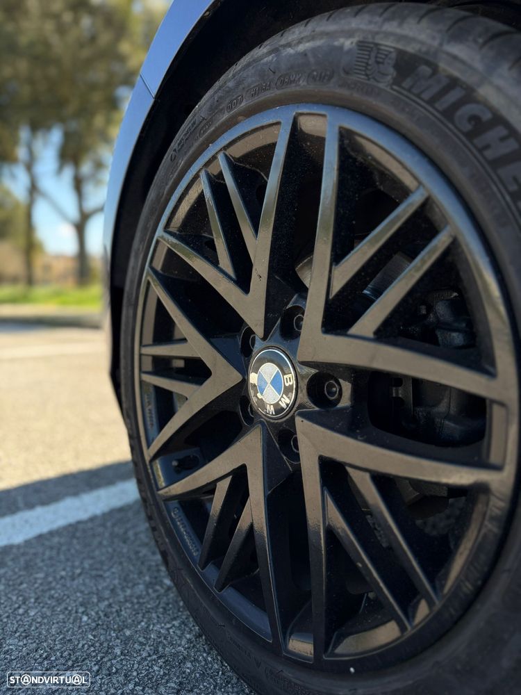 BMW 116 d Sport Line - 13