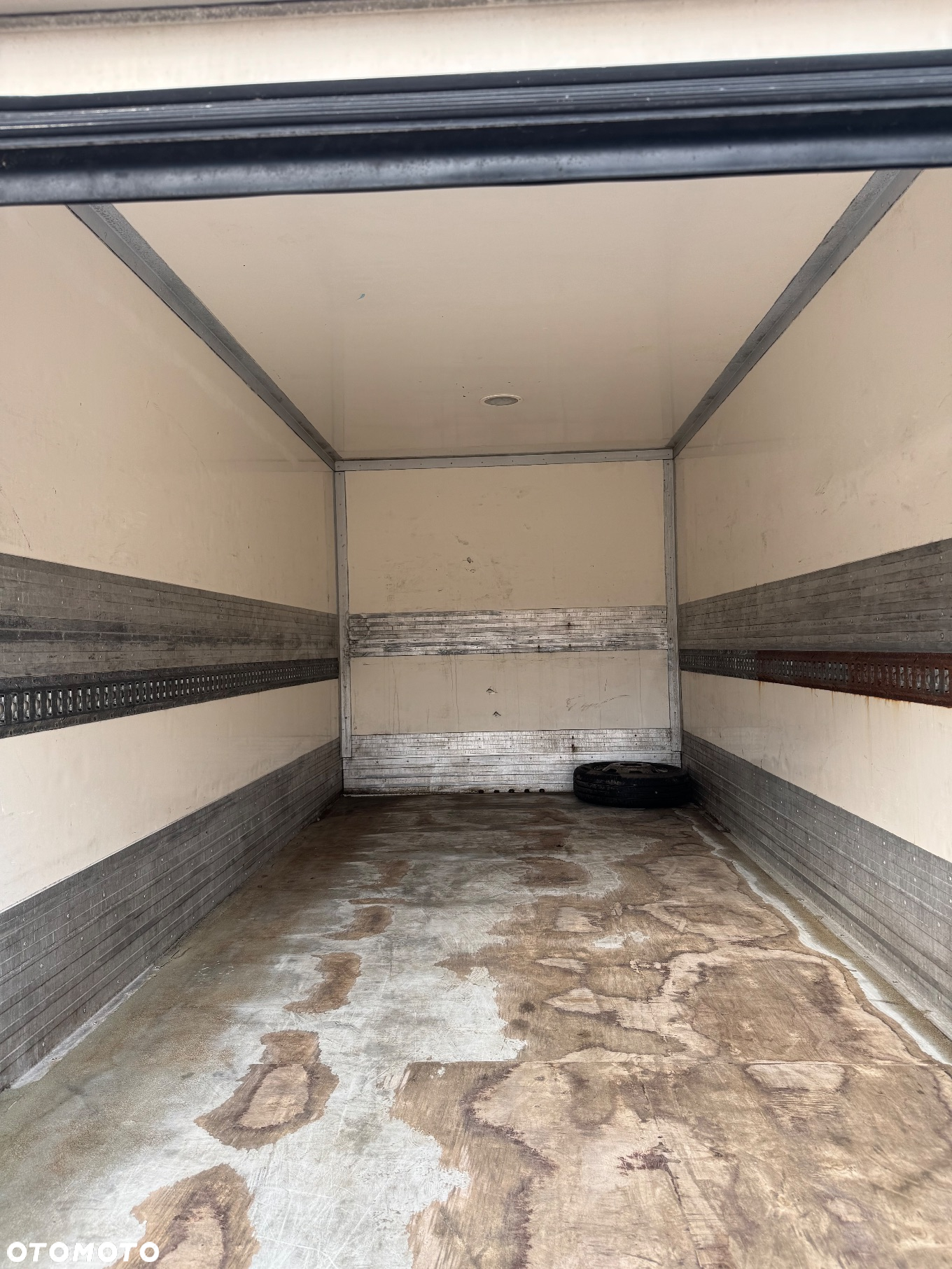 Iveco Daily 50-150 DMC 3.5T 35-150 Izoterma 10 palet WINDA 1000 kg Kontener 50-180 Salon PL - 8