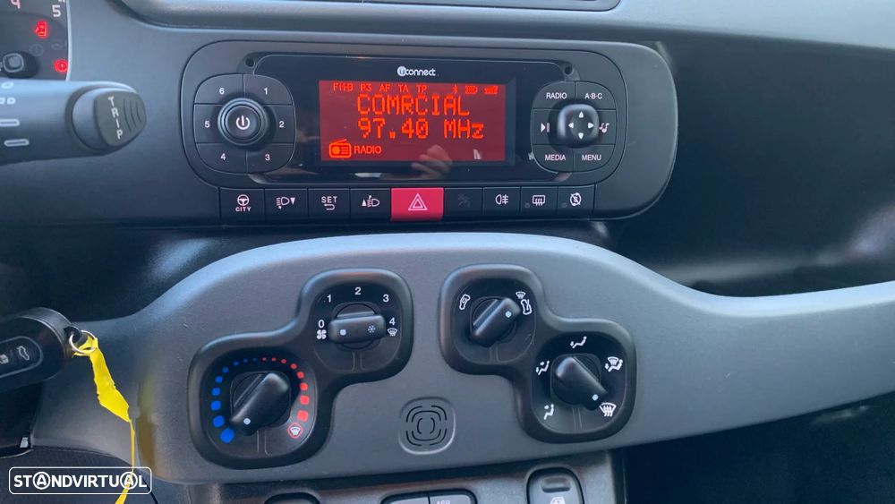 Fiat Panda 1.0 Hybrid City Cross - 23