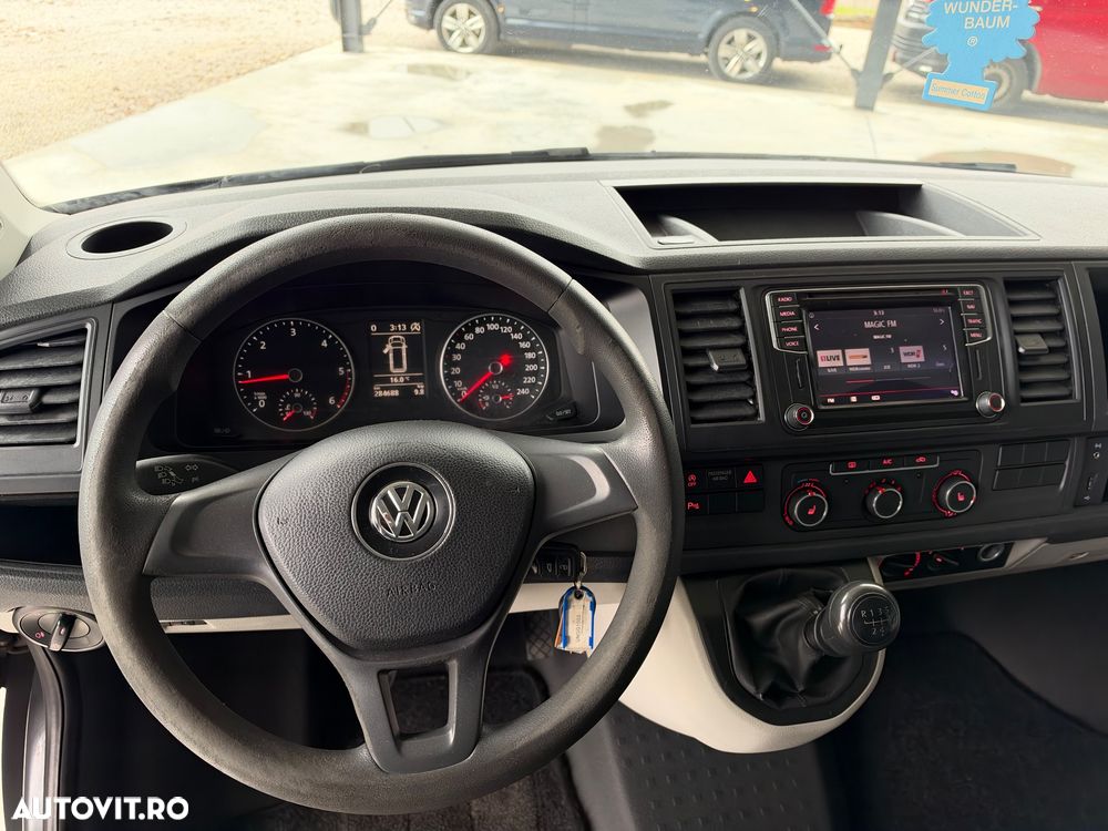 Volkswagen Transporter - 5