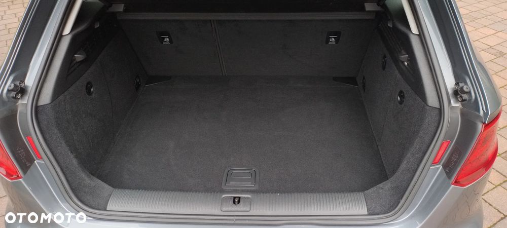 Audi A3 Sportback 1.4 TFSI CoD Ambiente - 12