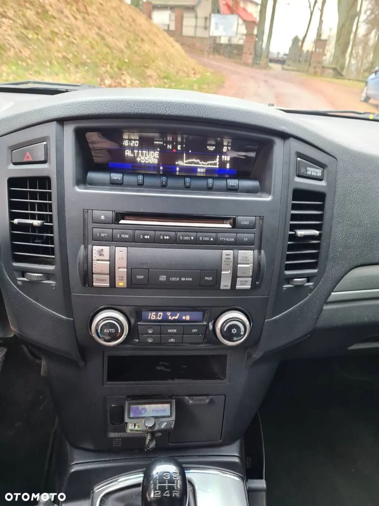 Mitsubishi Pajero 3.2 DI-D Intense - 7