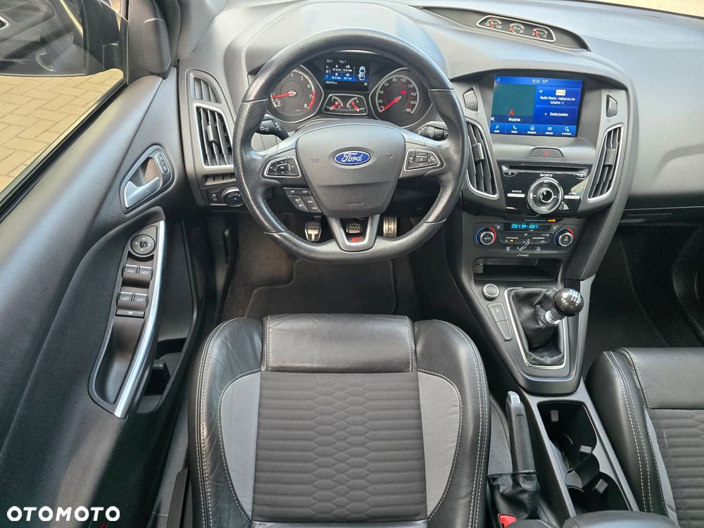 Ford Focus - 7