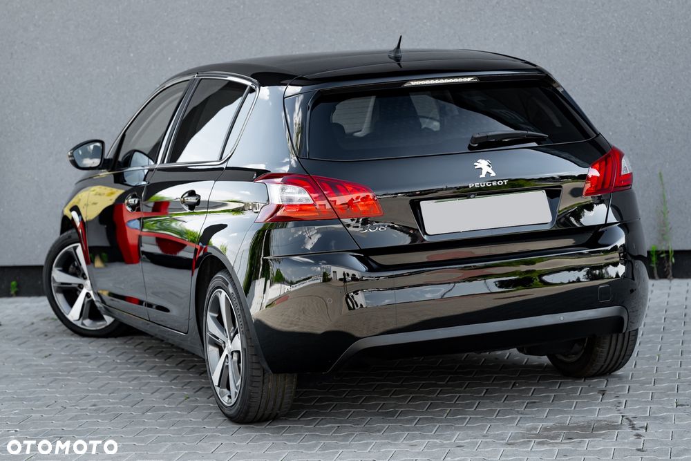 Peugeot 308 HDi FAP 150 Allure - 12