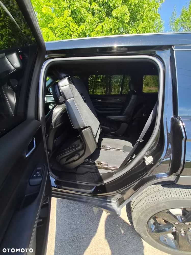Jeep Grand Cherokee - 10