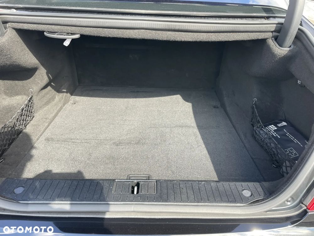 Mercedes-Benz CL 500 (BlueEFFICIENCY) 7G-TRONIC - 32