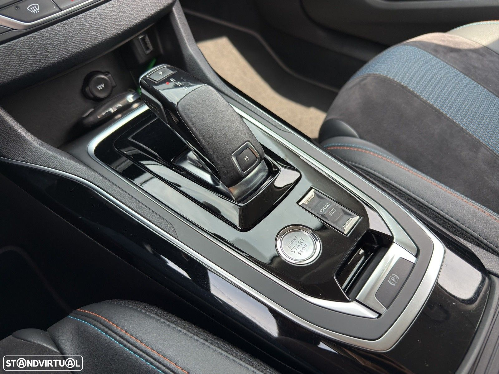Peugeot 308 PureTech 130 GPF EAT8 Stop & Start Tech Edition - 10