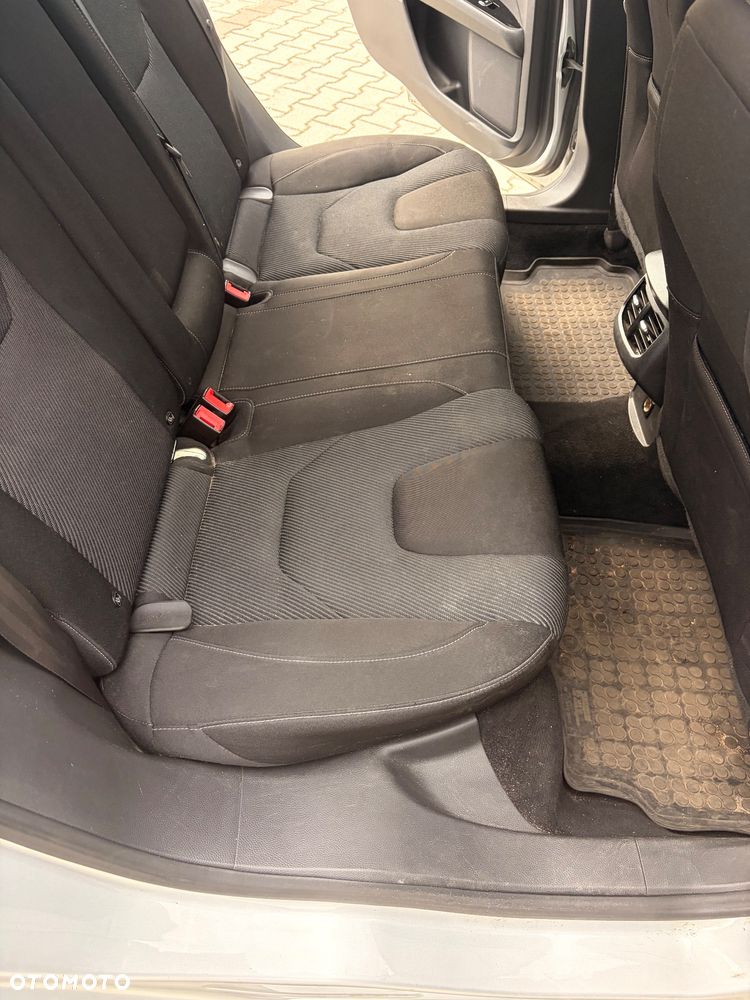 Ford Mondeo 2.0 TDCi Titanium - 10