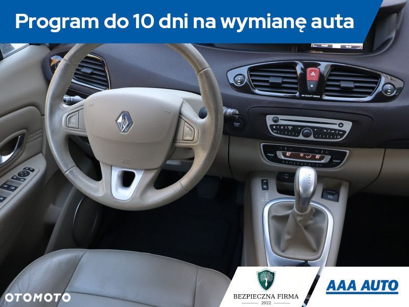 Renault Grand Scenic - 8