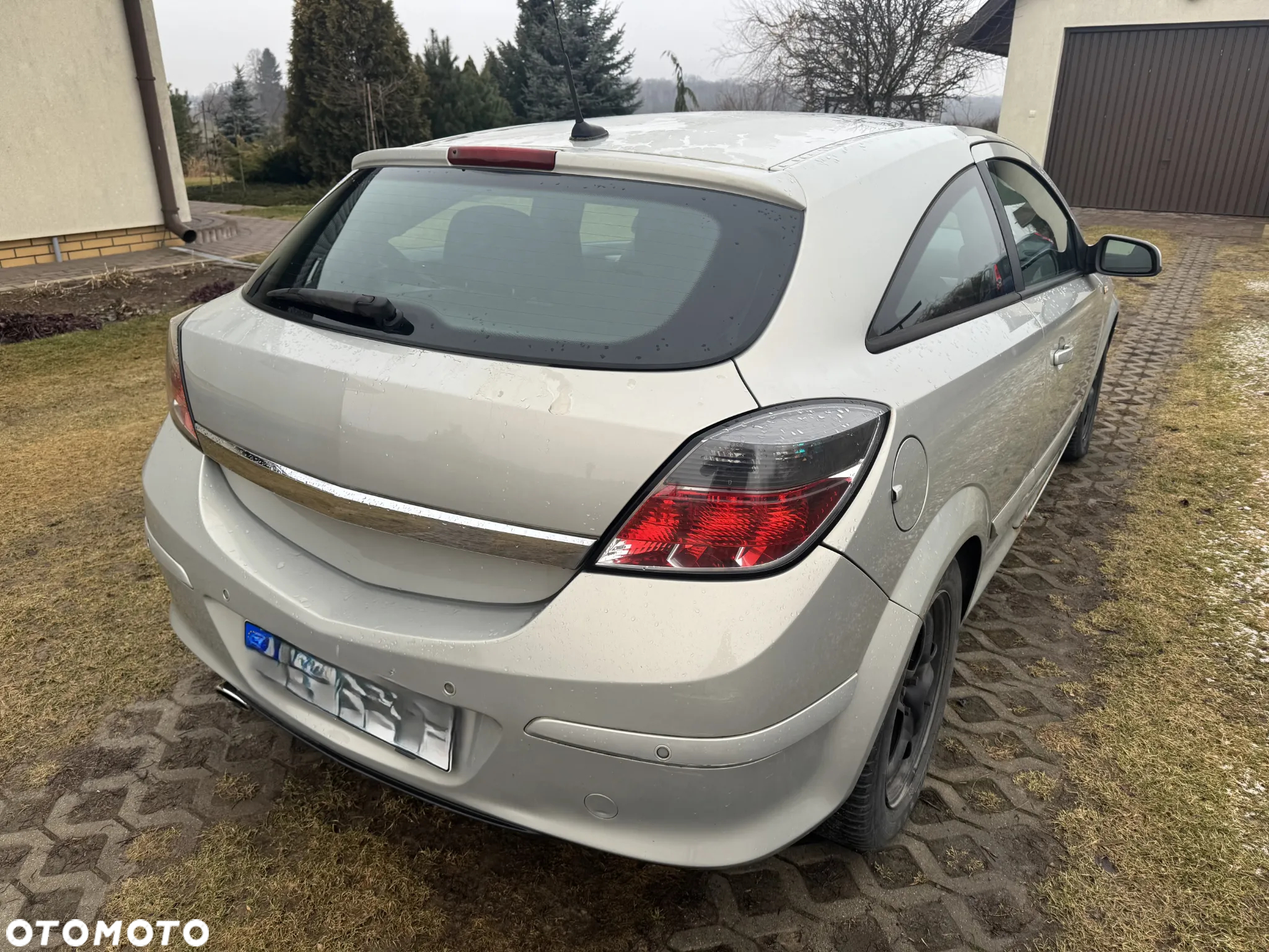 Opel Astra GTC 2.0 Turbo Sport - 5