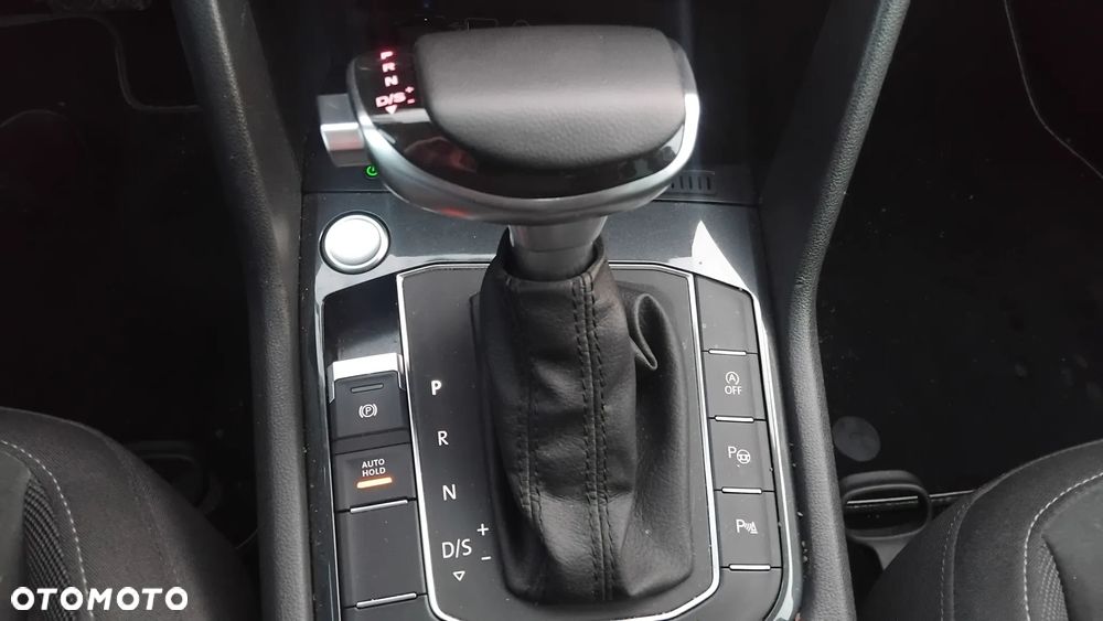 Volkswagen Tiguan - 17