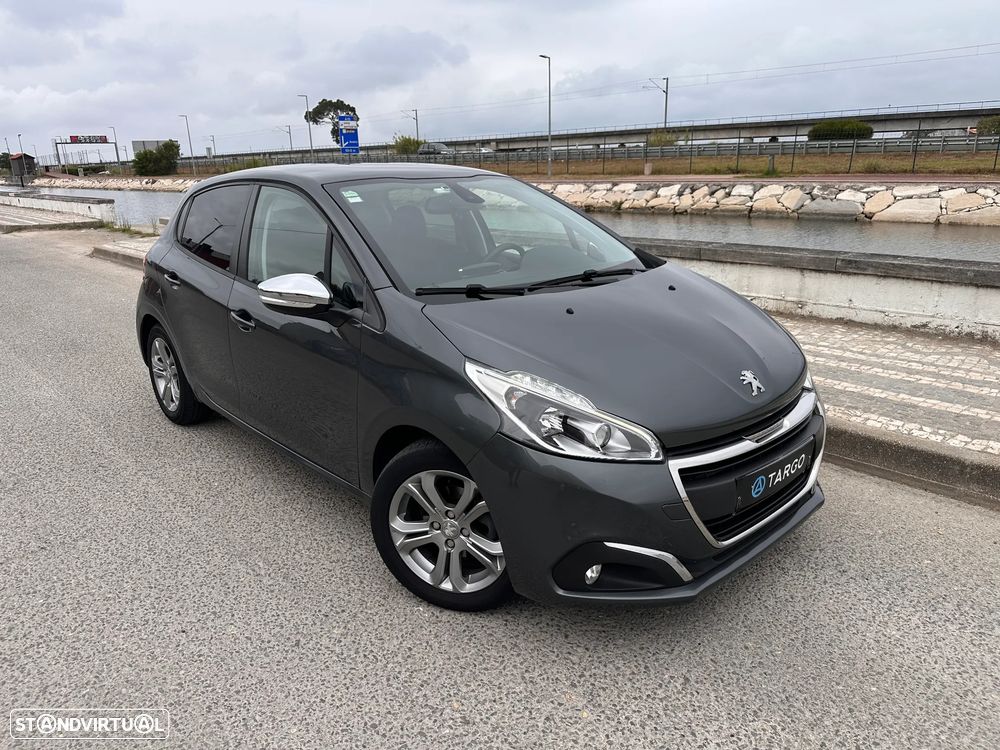 Peugeot 208 1.4 HDi SE Style - 35