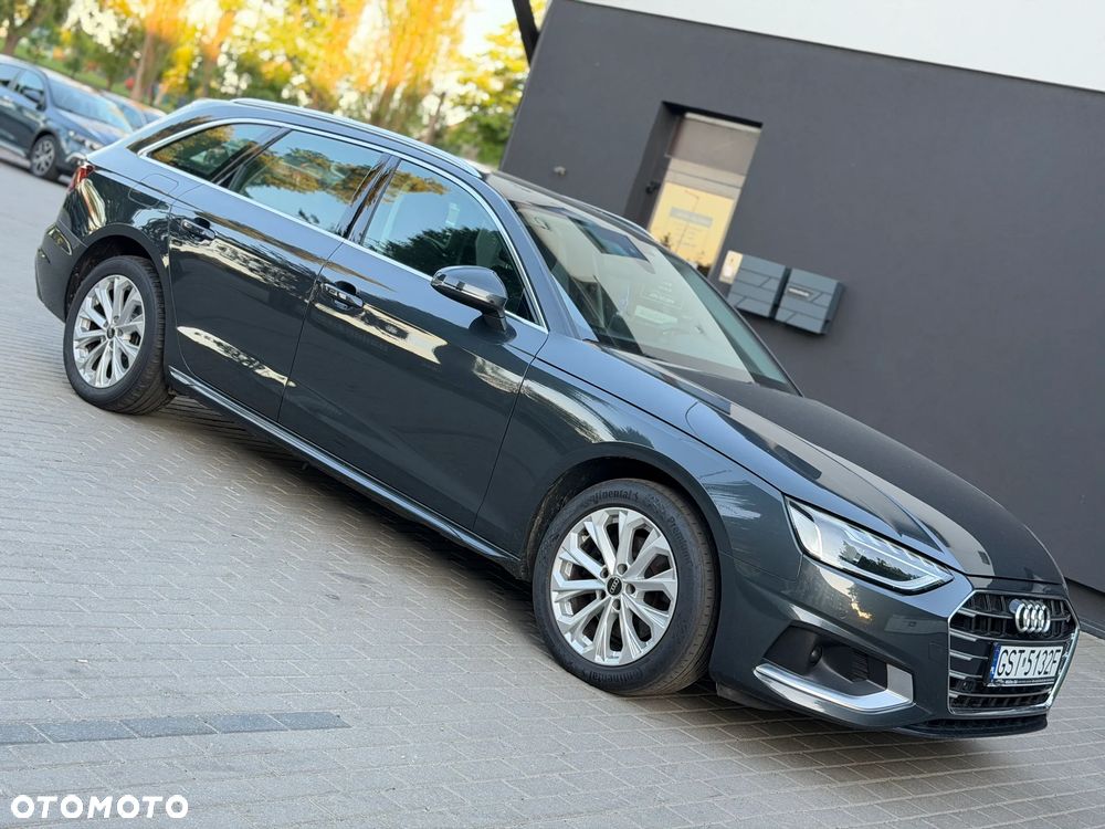 Audi A4 Avant 30 TDI S tronic advanced - 2