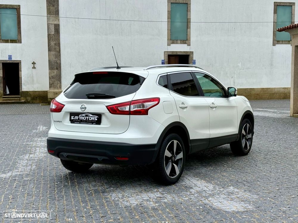 Nissan Qashqai 1.2 DIG-T N-Connecta - 4