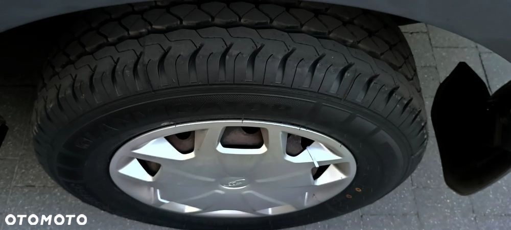 Ford Transit - 22