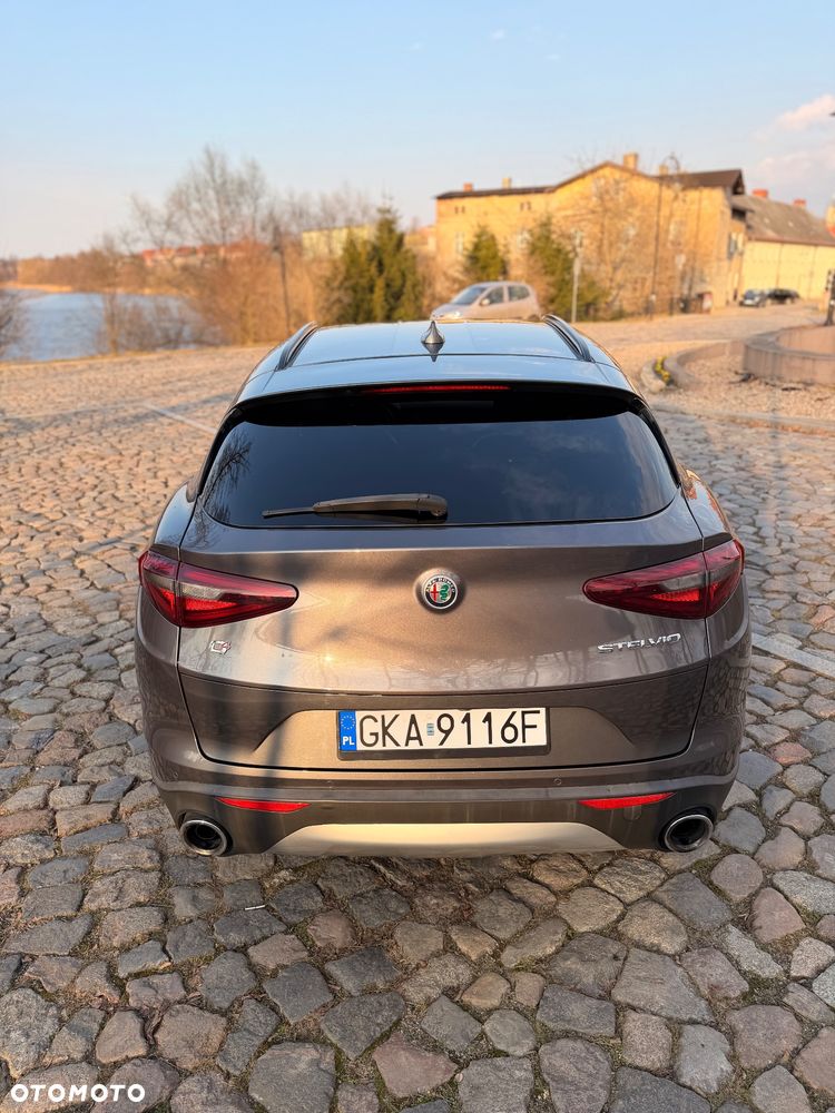 Alfa Romeo Stelvio 2.0 Turbo First Edition Q4 - 6