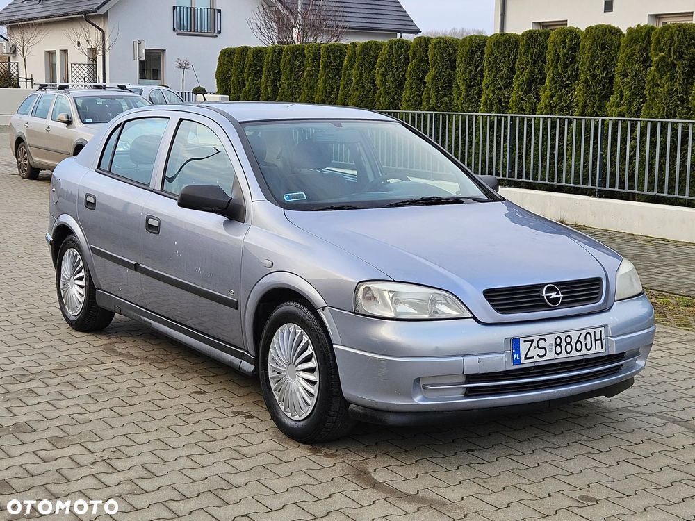 Opel Astra 1.4 Elegance - 1
