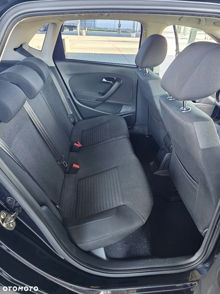 Volkswagen Polo 1.6 TDI Blue Motion Technology Trendline - 13