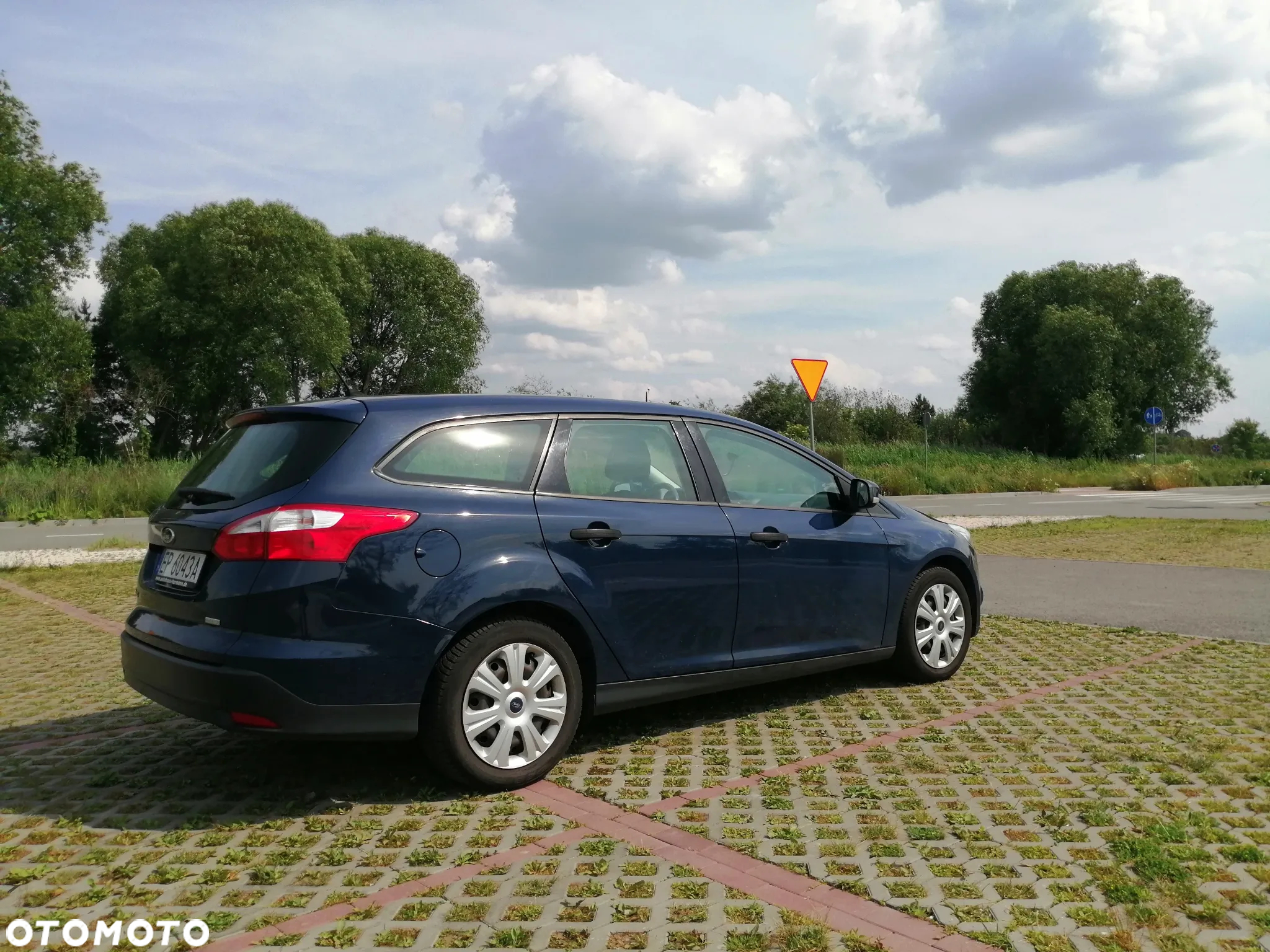 Ford Focus 1.0 EcoBoost Start-Stopp-System Ambiente - 24
