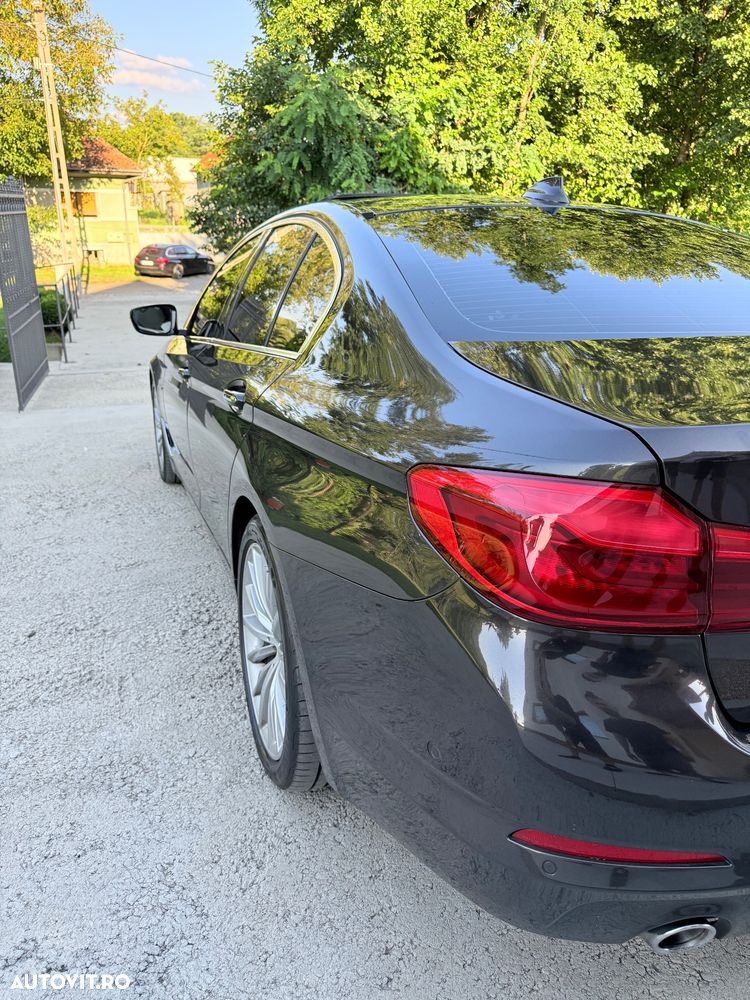 BMW Seria 5 520d xDrive AT - 10