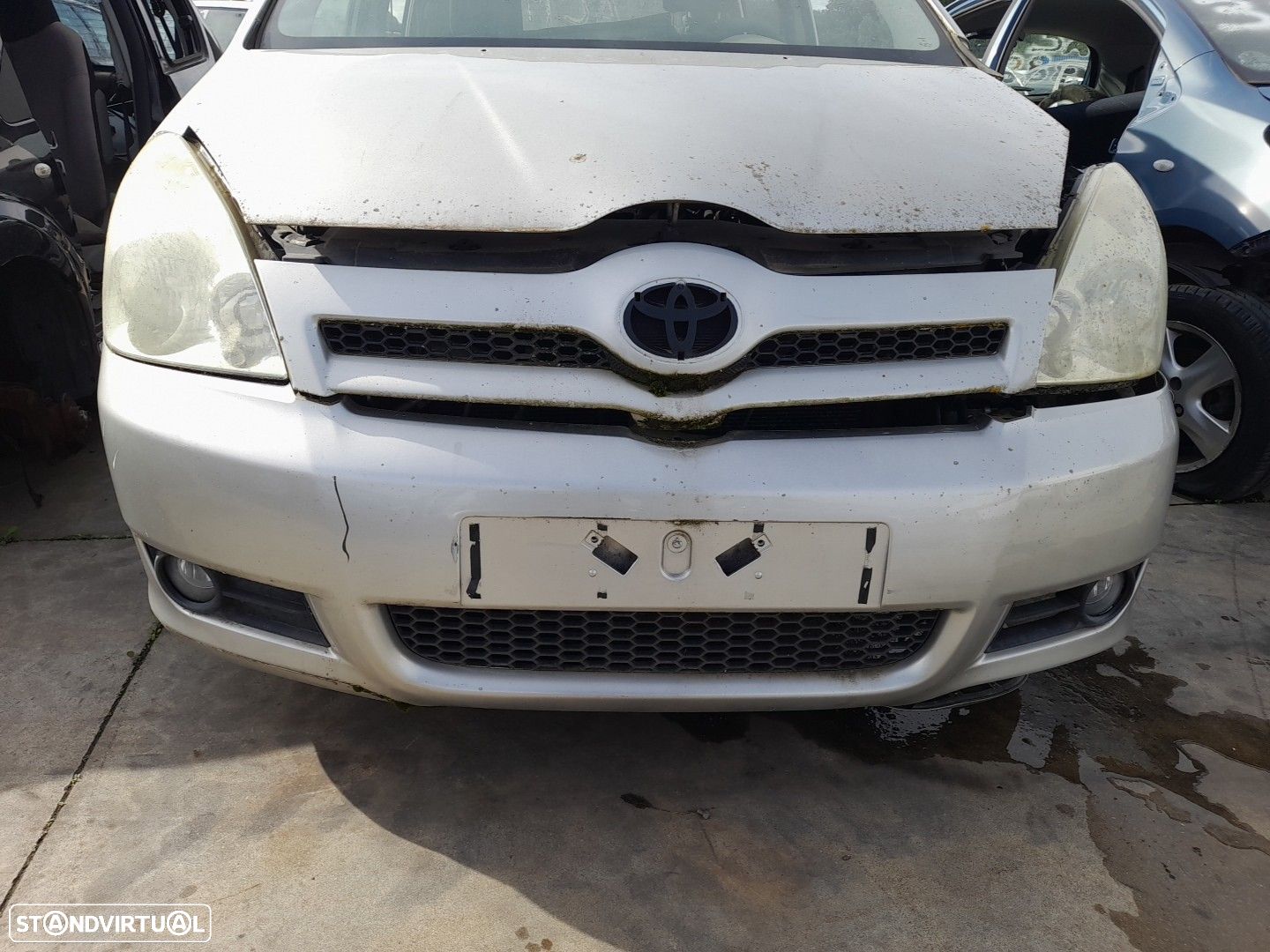Pára-choques frente TOYOTA Corolla Verso (ZER_, ZZE12_, R1_) - 1