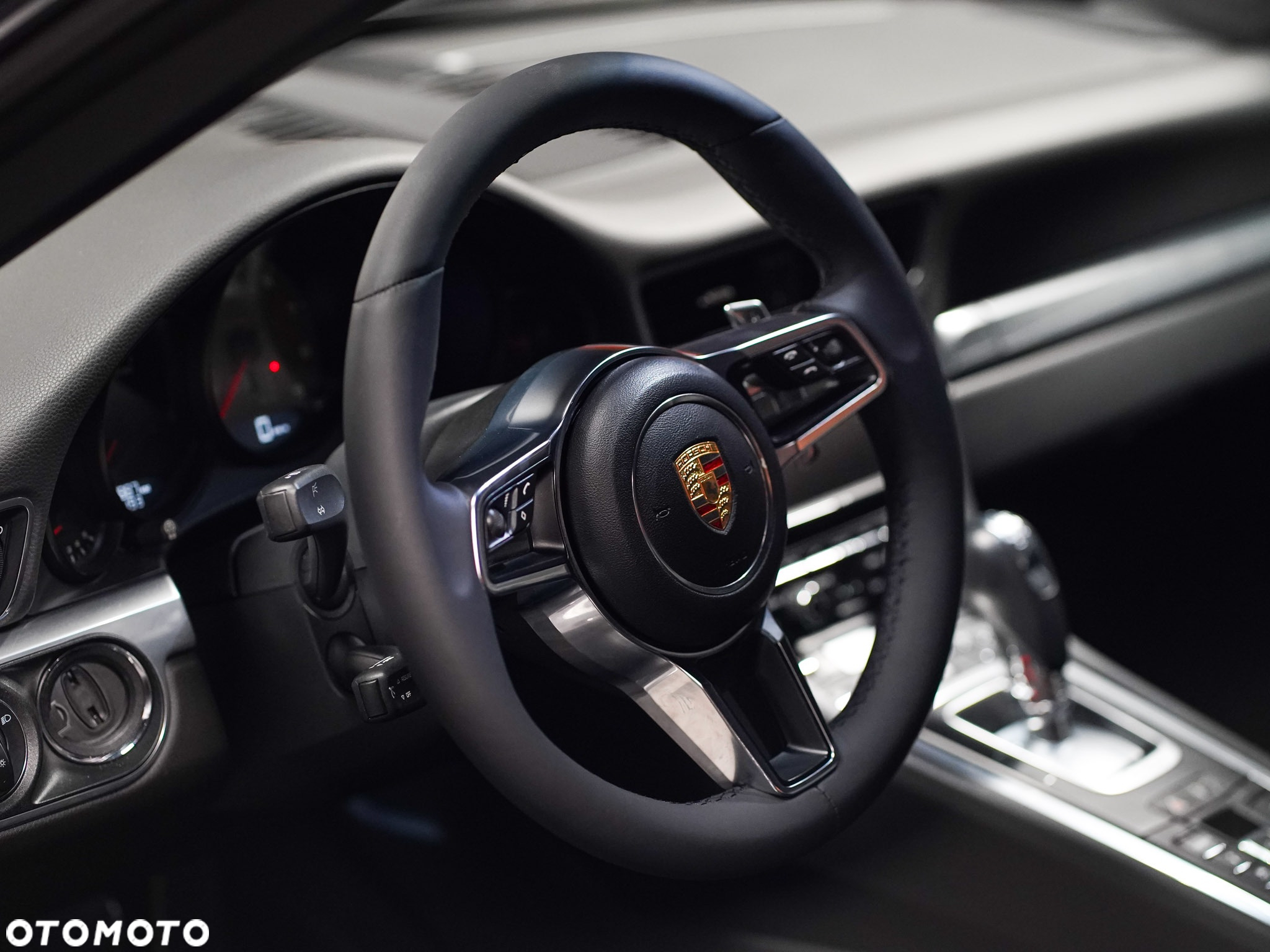 Porsche 911 Carrera S PDK - 16