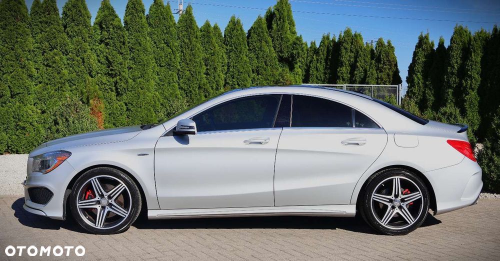 Mercedes-Benz CLA - 4