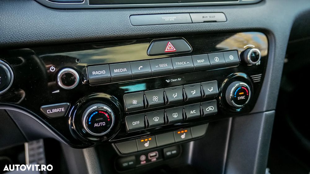 Kia Sportage 2,0 CRDI AWD Aut. GT Line - 16