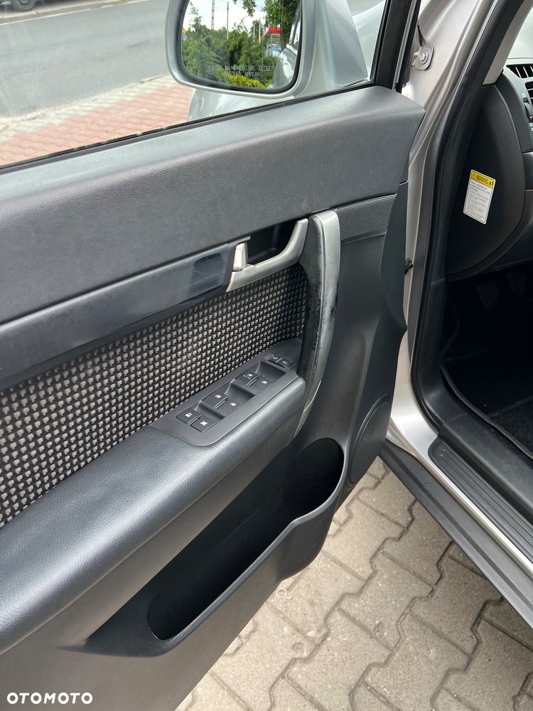 Chevrolet Captiva 2.4 2WD 5 Sitzer LS - 10