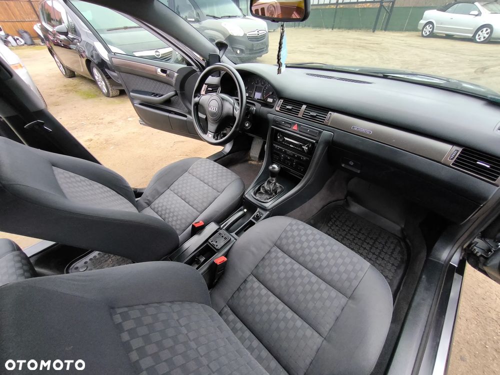 Audi A6 Limousine 2.5 TDI Quattro - 13