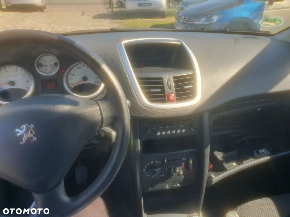 Peugeot 207 1.4 Trendy - 14