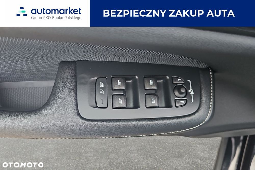 Volvo S60 B5 B AWD Ultimate Dark - 12