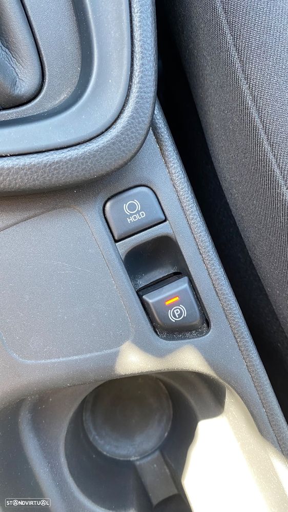 Toyota Yaris Cross 1.5 HDF Comfort - 45