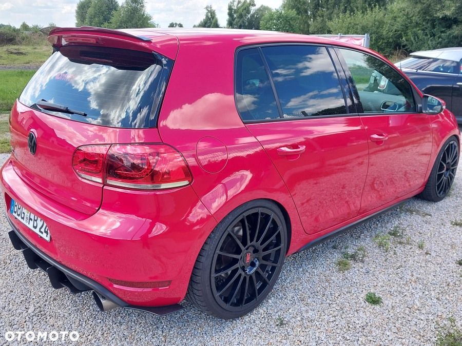Volkswagen Golf 2.0 GTI - 12