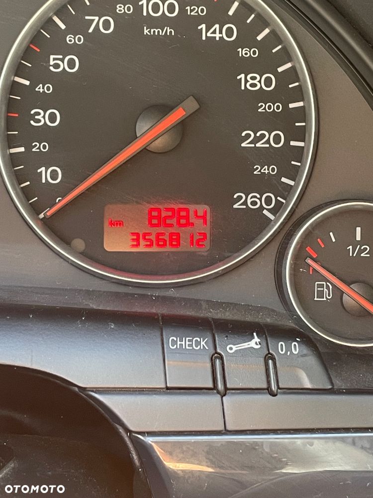 Audi A4 Avant 1.9 TDI - 6