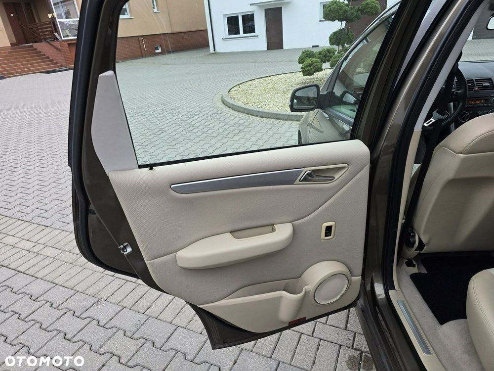 Mercedes-Benz Klasa A - 16