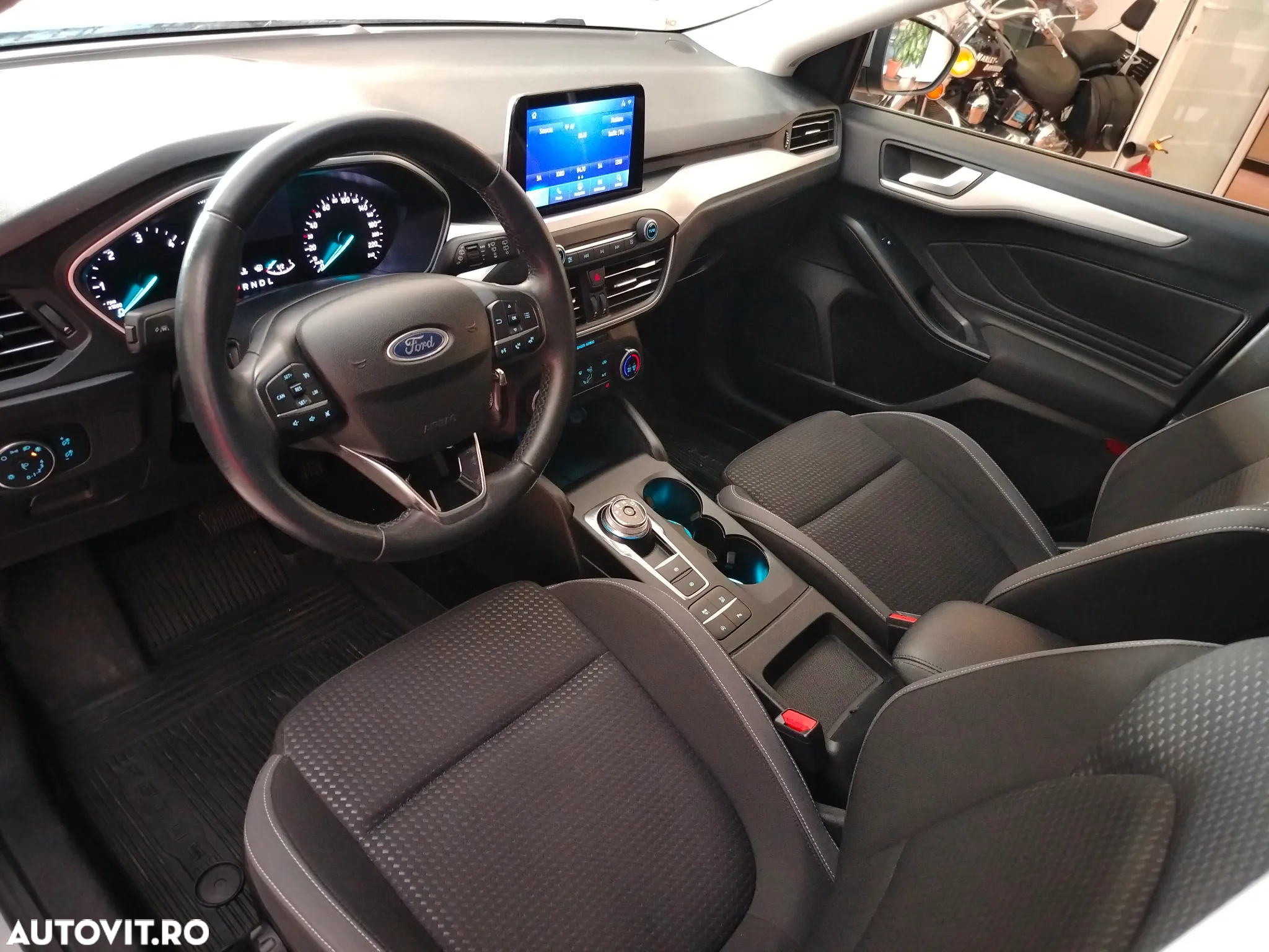 Ford Focus 1.5 EcoBlue Connected - 9