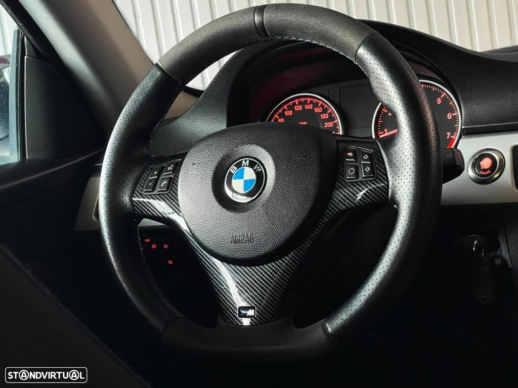 BMW 320 i Coupe - 31