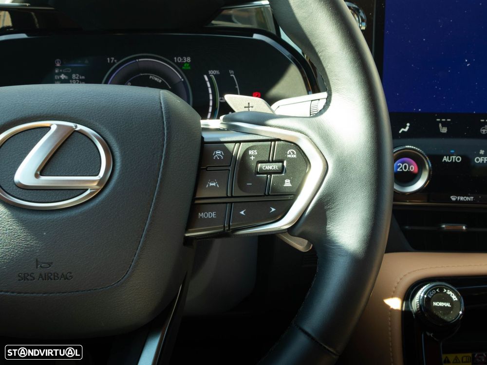 Lexus NX 450h+ - 30