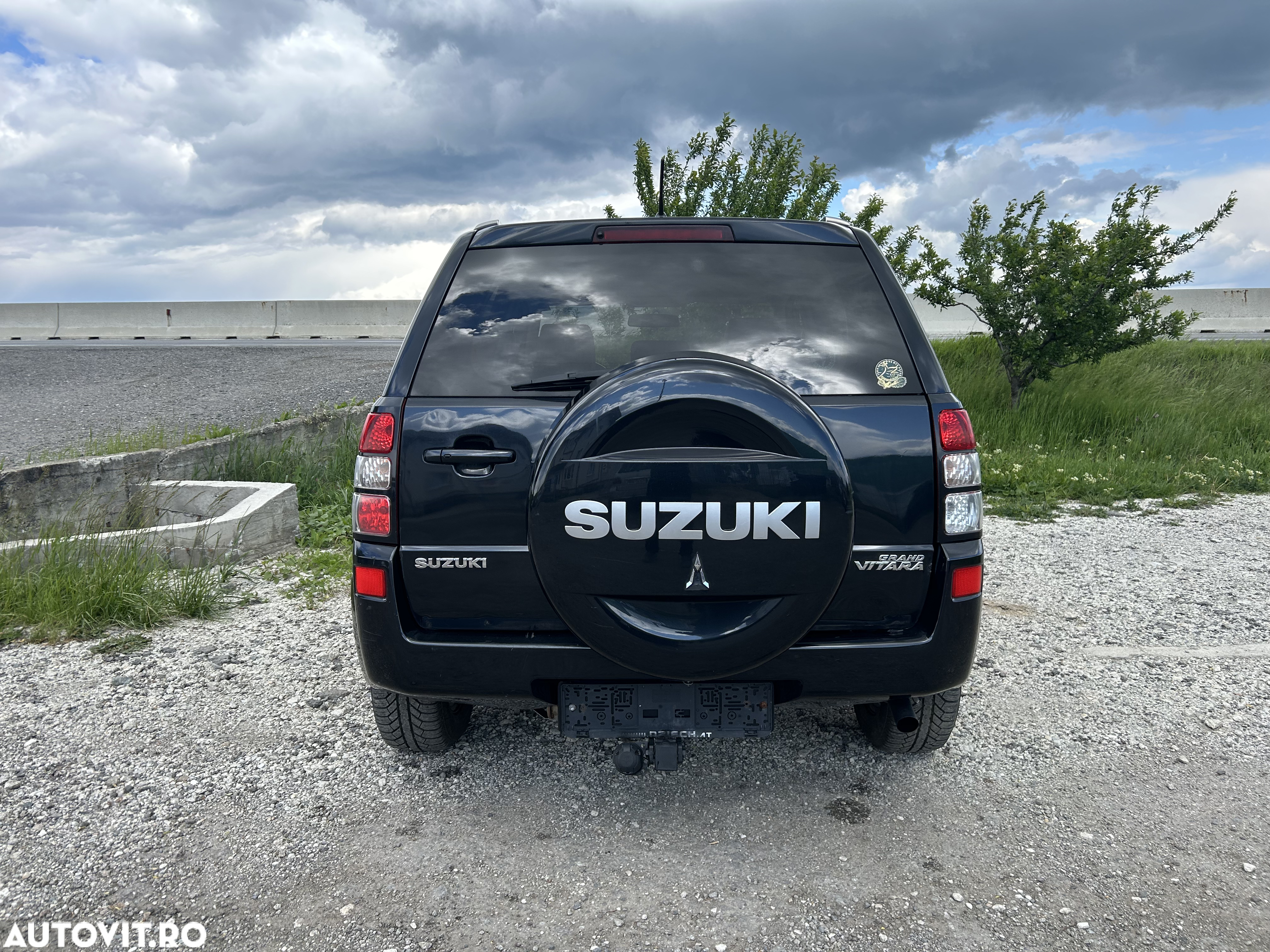 Suzuki Grand Vitara 1.9 DDiS Comfort DPF - 7