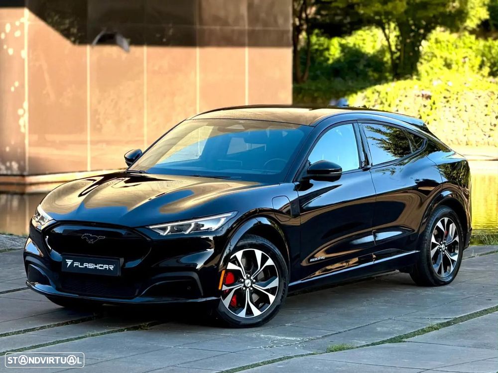Ford Mustang Mach-E - 31