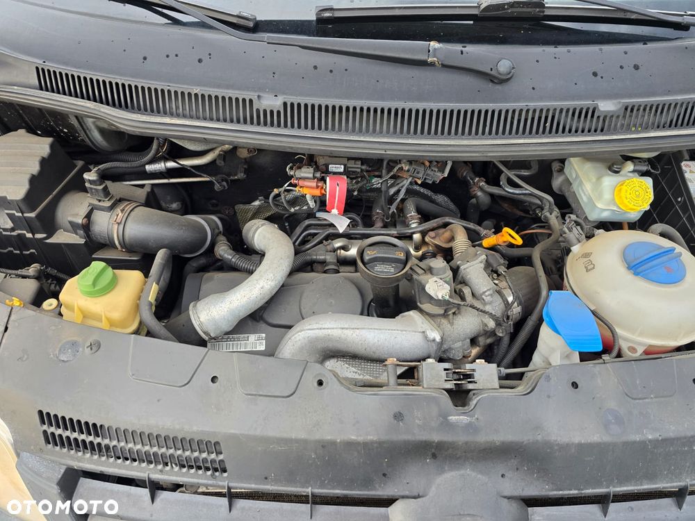 Volkswagen Transporter - 14