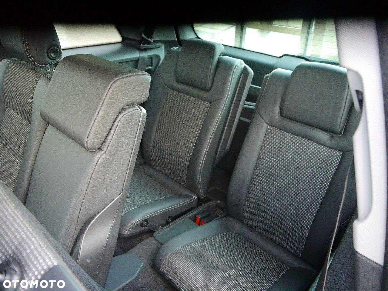 Opel Zafira 1.8 Sport - 23