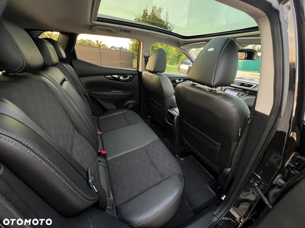 Nissan Qashqai 1.6 dCi Tekna - 16