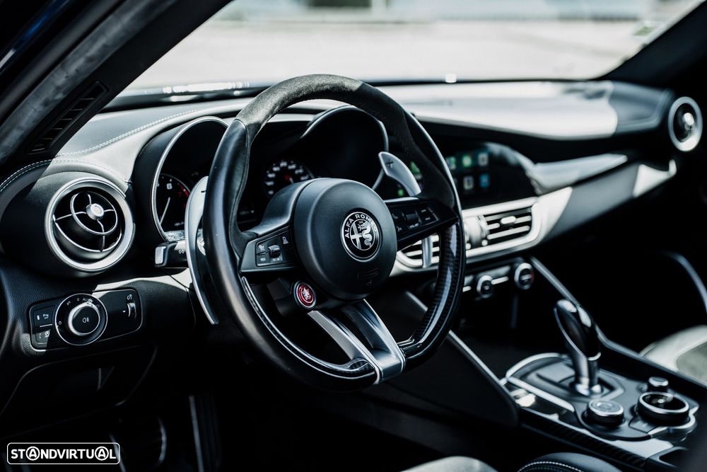 Alfa Romeo Giulia 2.9 Bi-Turbo Quadrifoglio AT8 - 20
