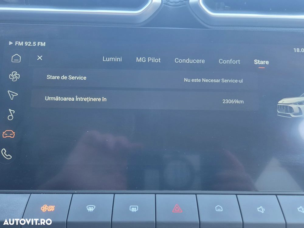 MG ZS HEV 1.5 GSI AT Exclusive - 26